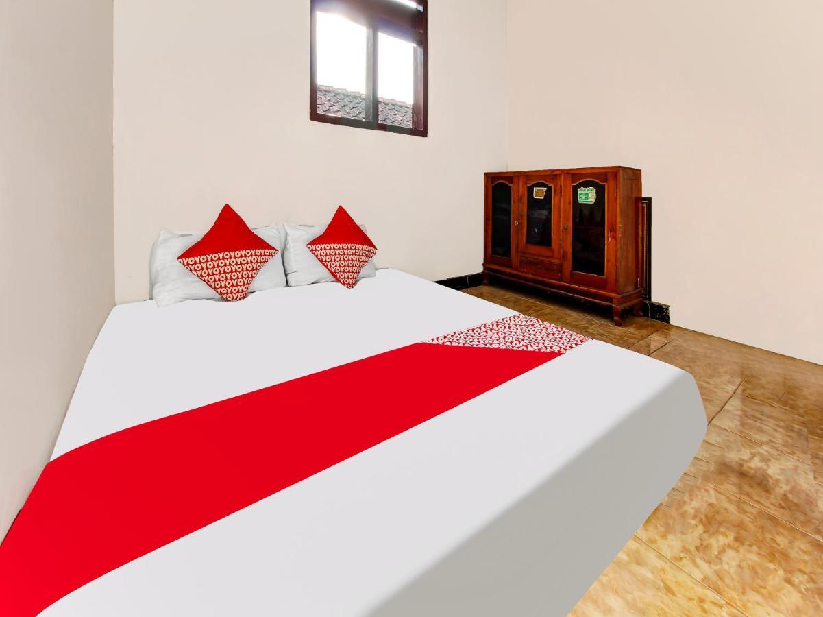Trenggalek Oyo Homes 91134 Desa Wisata Tebing Lingga מראה חיצוני תמונה