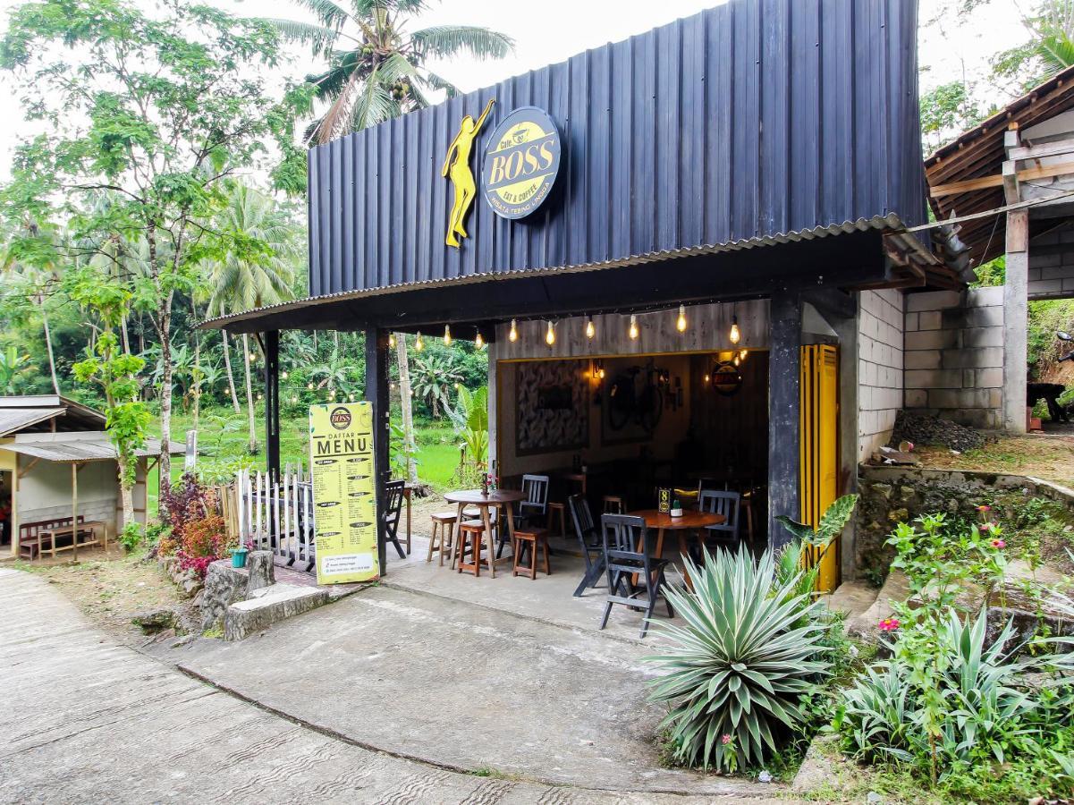 Trenggalek Oyo Homes 91134 Desa Wisata Tebing Lingga מראה חיצוני תמונה